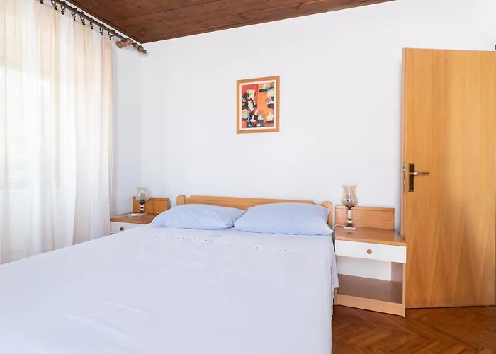 Close To The Sea, 1-bedroom Sonia 쿠클리차